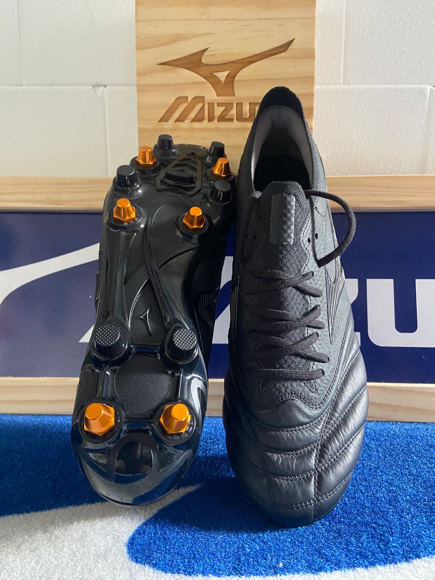 MORELIA NEO BETA JAPAN - BLACK / BLACK - ORANGE - PROTHYPE