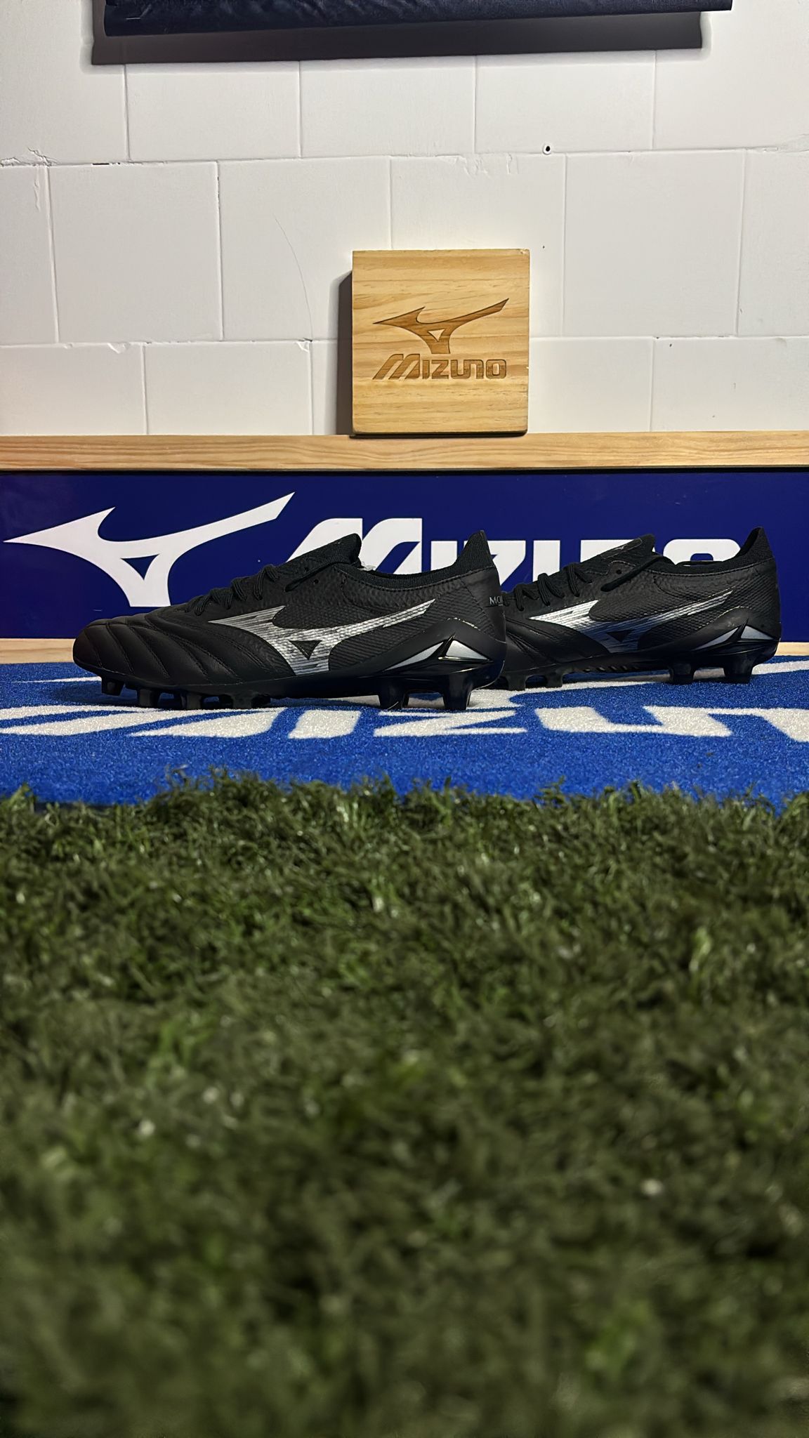 MIZUNO MORELIA NEO IV ELITE - BLACK